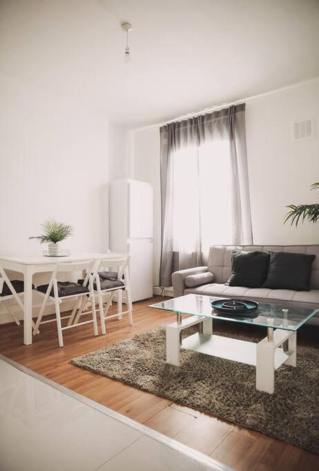 3 Bed Flat With Balcony Central London Kültér fotó