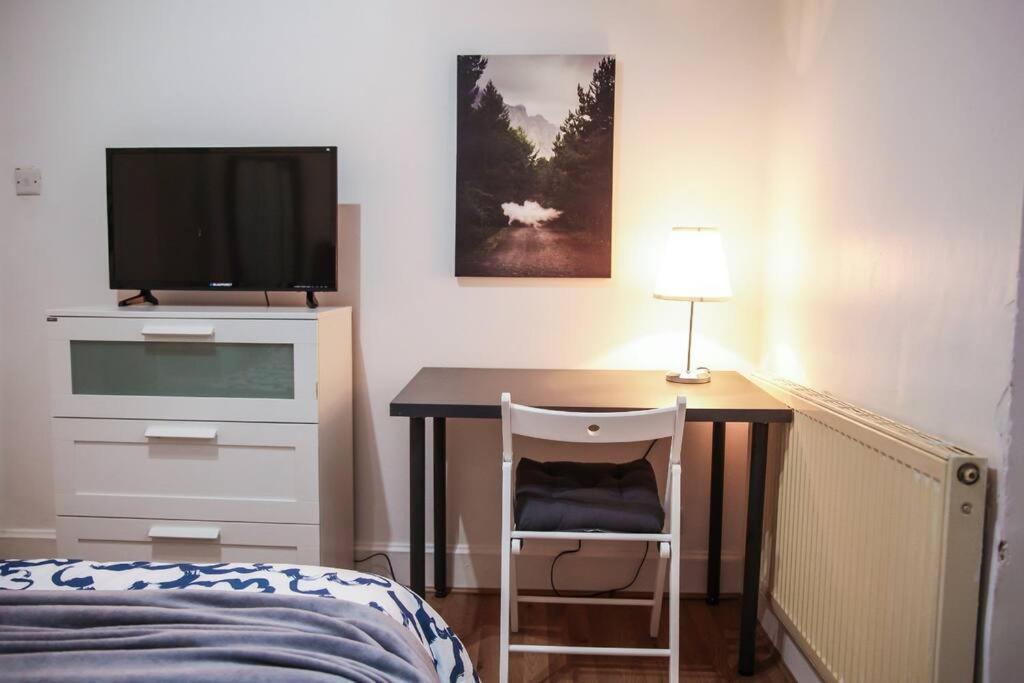 3 Bed Flat With Balcony Central London Kültér fotó
